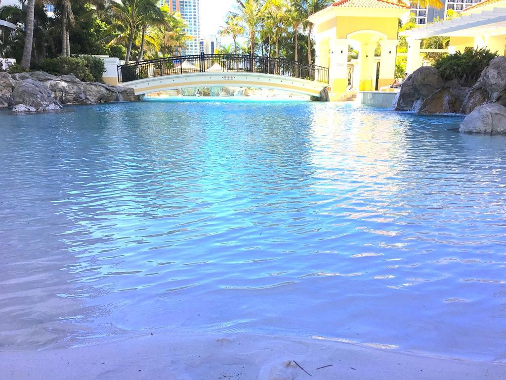 Peepsleep Chevron Towers Lejlighed Gold Coast Eksteriør billede